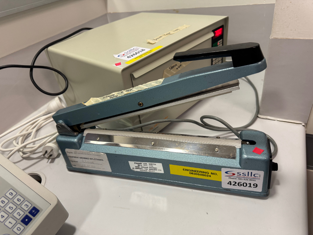 Image of TEW Impulse Sealer